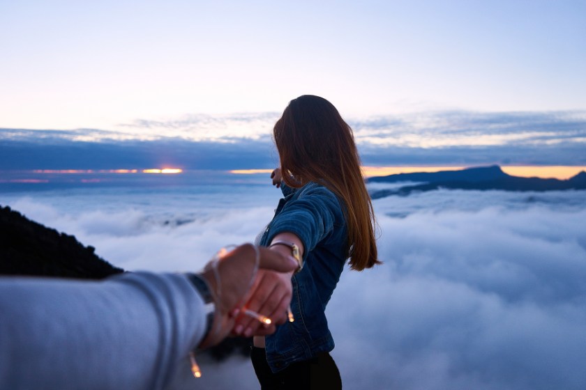 A woman leaving a man in a breakup - astounding reasons women date men they don’t love