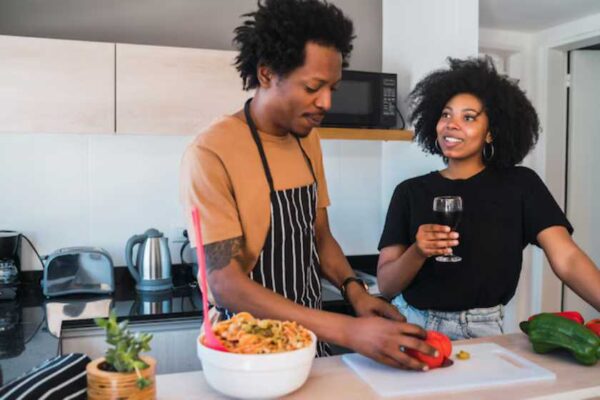 15 essential kitchen gadgets for new couples