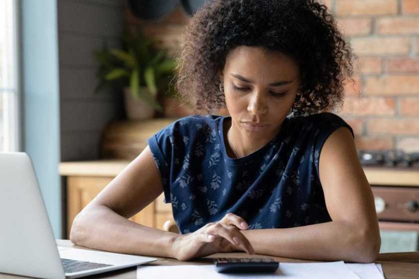 Bad money habits to break to stop living from hand to mouth
